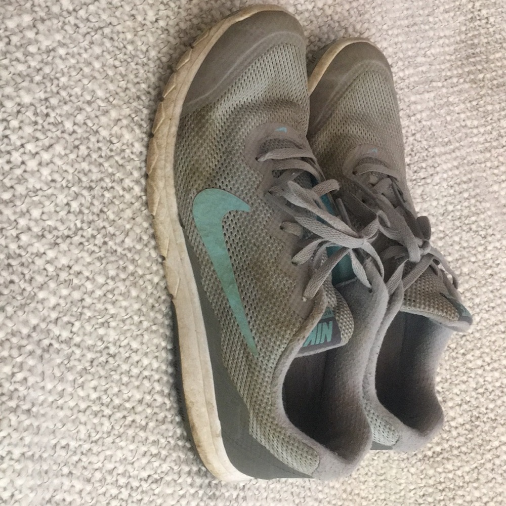 Nike Flex Experience RN 4 - Picture 2 of 6